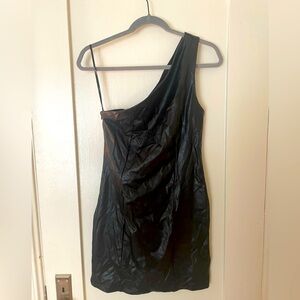 One shoulder black mini Dress